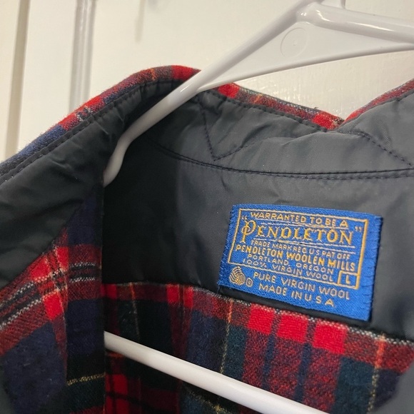 Vintage Pendleton Macpherson Red Tartan 100% Virgin Wool Button Down Made in USA - Picture 4 of 8
